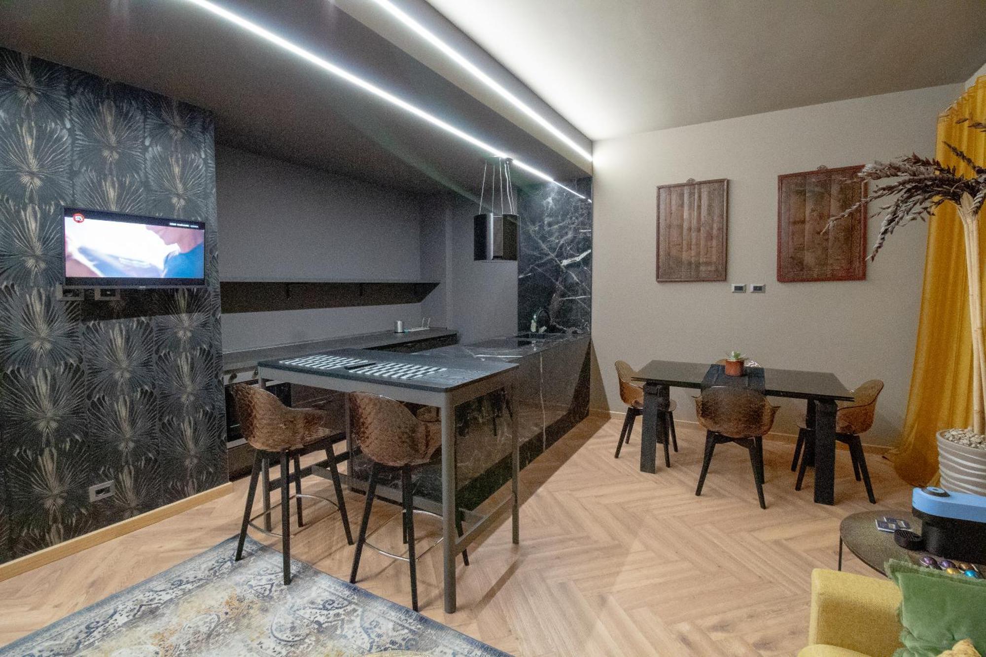 Luxury Museo Egizio - Esclusivo Trilocale In Pieno Centro - Free Wifi Apartment Turin Bagian luar foto